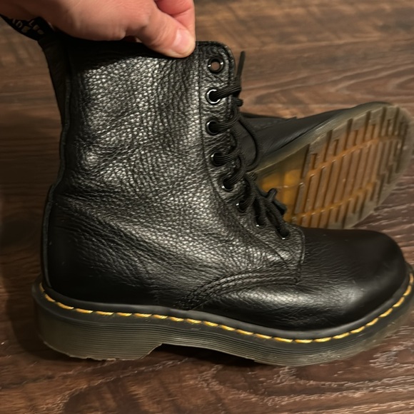 Dr. Martens pascal black boots sz 7 - Picture 5 of 6